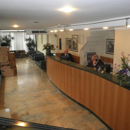 Hotel Selide Desio Exteriér fotografie