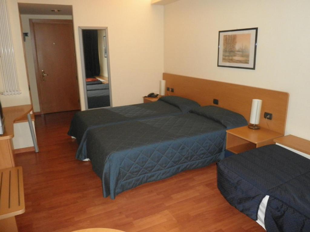 Hotel Selide Desio Pokoj fotografie