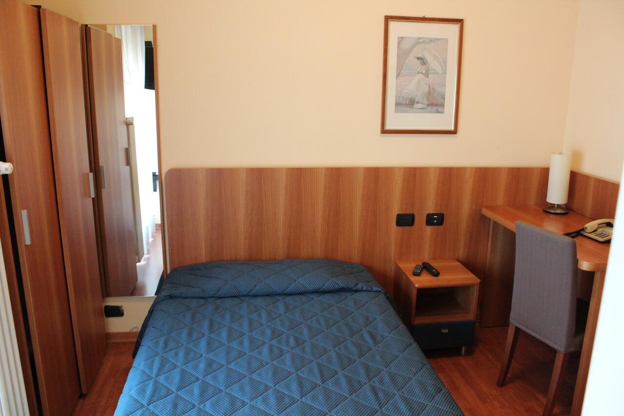 Hotel Selide Desio Exteriér fotografie