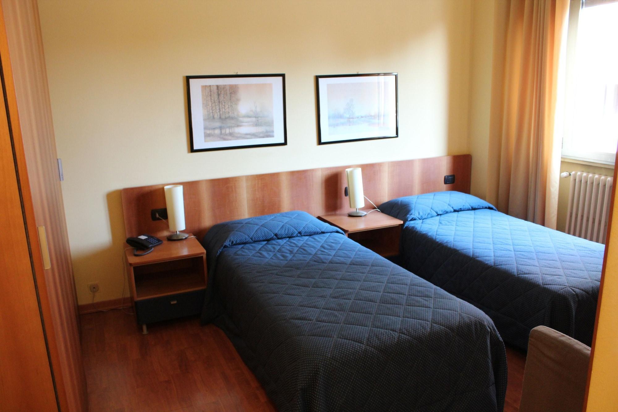 Hotel Selide Desio Exteriér fotografie