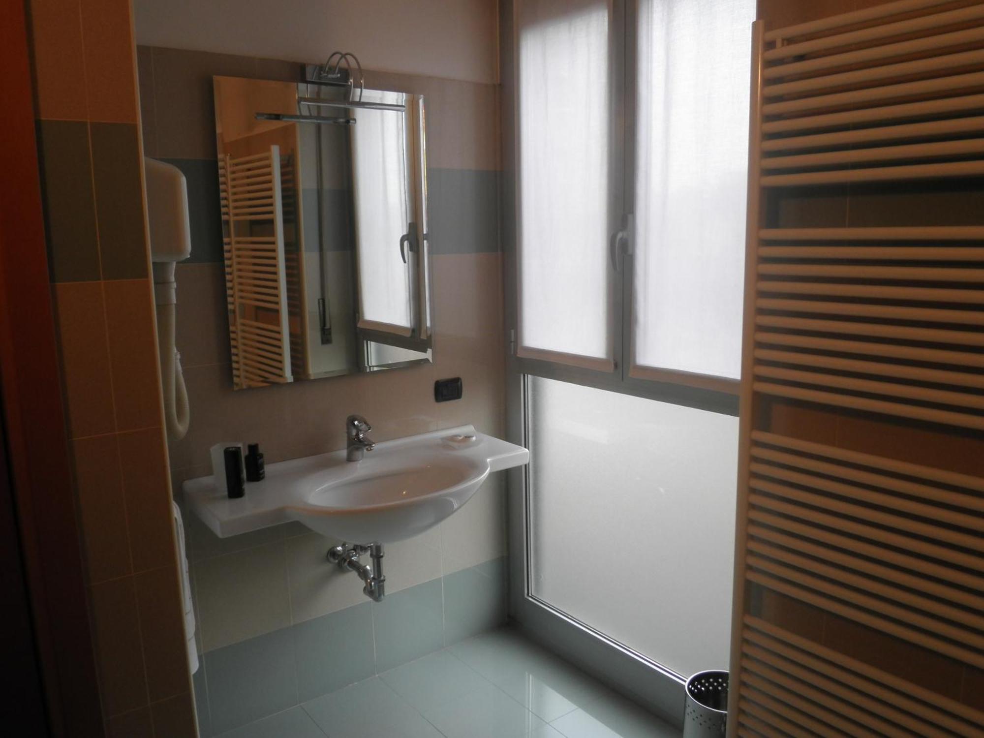 Hotel Selide Desio Exteriér fotografie