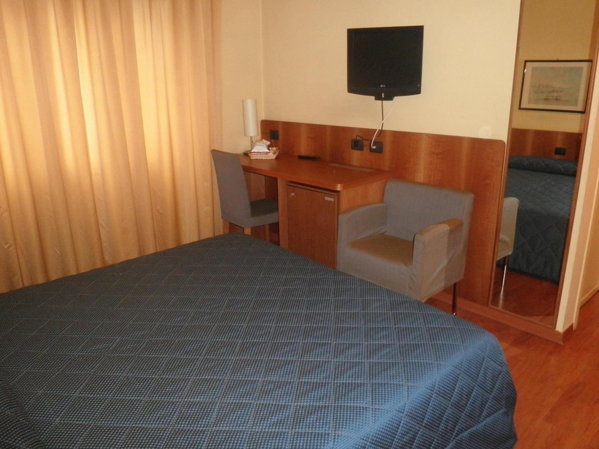 Hotel Selide Desio Exteriér fotografie