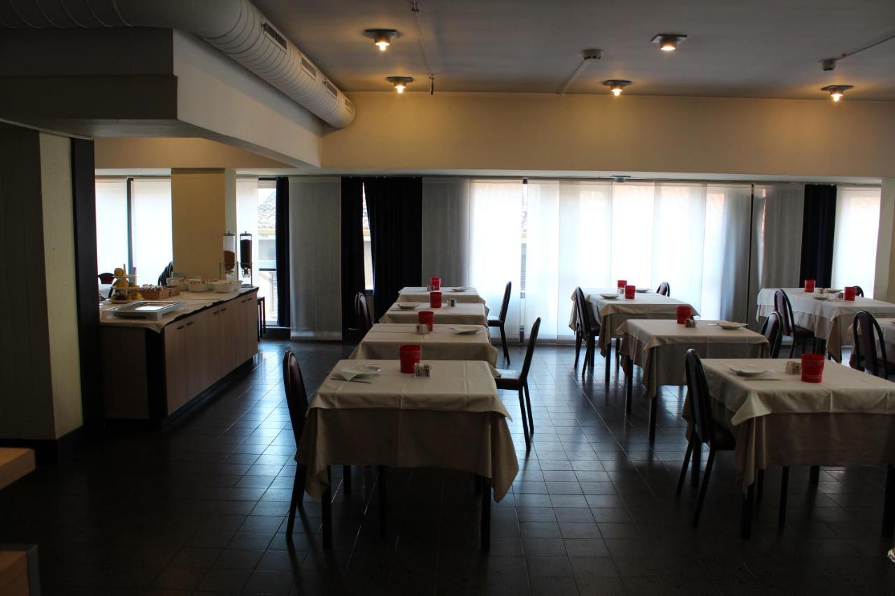 Hotel Selide Desio Exteriér fotografie
